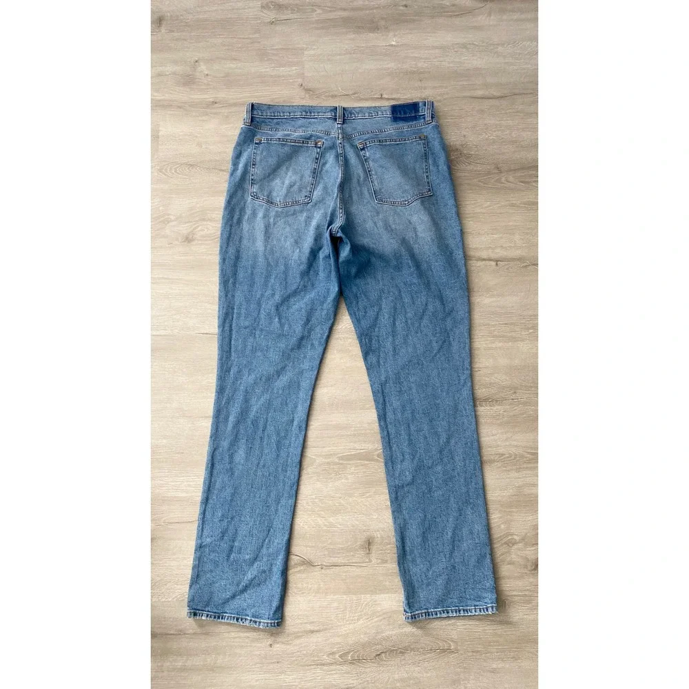 Abercrombie & Fitch The Skinny High Rise Jeans Medium Wash Side Slit Size 33 16L